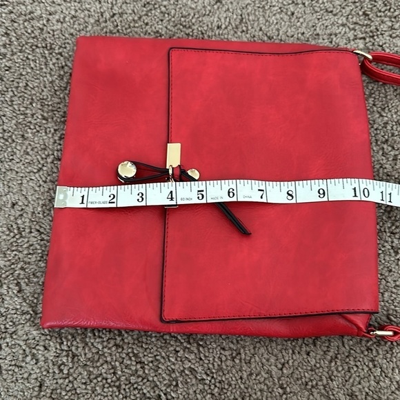 Red square Crossbody bag - Picture 5 of 11